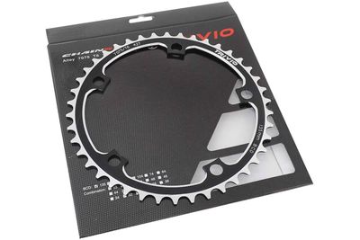Trivio - race kettingblad 42t. 9/10 speed 135 bcd 5-arm