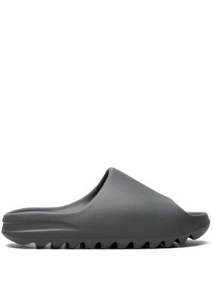 adidas Yeezy x Yeezy claquettes' Slate Grey' - Gris
