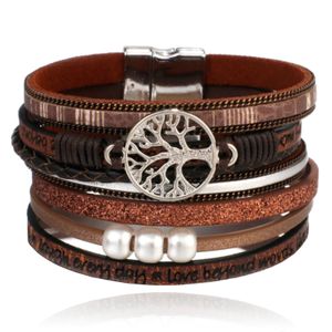 Bruine dames armband Ibiza stijl met kralen en levensboom