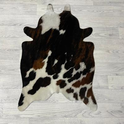 Kleine koeienhuid bruin wit zwart (Normandiër) 90x60cm