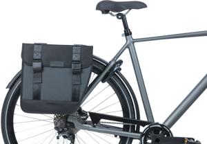Basil tour dubbele fietstas - 28l - zwart