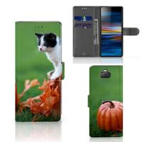 Sony Xperia 10 | Telefoonhoesje | Met pasjeshouder | Kitten