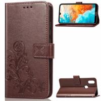 Lucky Clover ingedrukt bloemen patroon lederen draagtas voor Huawei Y6 2019 met houder & kaartsleuven & portemonnee & hand strap (bruin)