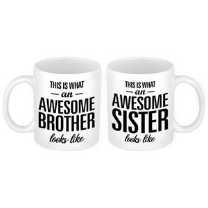 Awesome Sister en Brother looks like mok - Cadeau beker set voor Broer en Zus