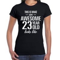 Awesome 23 year / 23 jaar cadeau t-shirt zwart dames