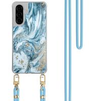 Samsung Galaxy A26 hoesje met blauw koord - Marble sea