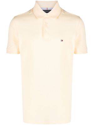 Tommy Hilfiger polo en coton à logo brodé - Jaune