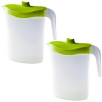 Waterkan/sapkan met afsluitbare deksel in groen - 2x - 1,5 liter - kunststof - 9 x 21 cm