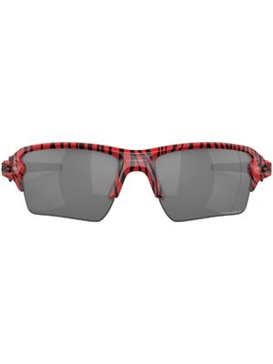 Oakley lunettes de soleil Flak 2.0 XL à monture rectangulaire - Rouge