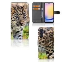 Samsung Galaxy A25 | Telefoonhoesje | Met pasjeshouder | Baby Luipaard