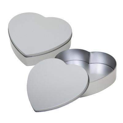 Hartje cadeau opbergblik/bewaarblik - 2x - 18 x 17 cm - Cadeauverpakking - zilver - Valentijn