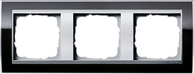 Gira Event Clear Zwart / Aluminum 3-voudig