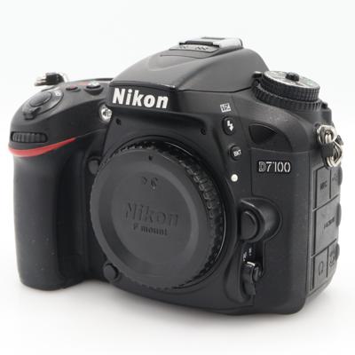 Nikon D7100 body occasion