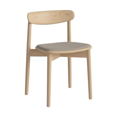 Bolia Merge eetkamerstoel Soil Sand wit gepigmenteerd geolied eiken