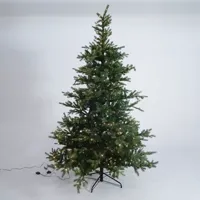 Kunstkerstboom Grandis Fir Prelit 240 cm Hoog Groen Wit 700 lampjes Everlands