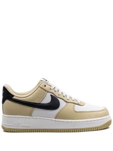 Nike "baskets Air Force 1 '07 LX Low ""Team Gold"""