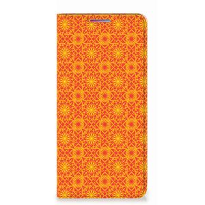 Motorola Moto G60s Hoesje met Magneet Batik Oranje