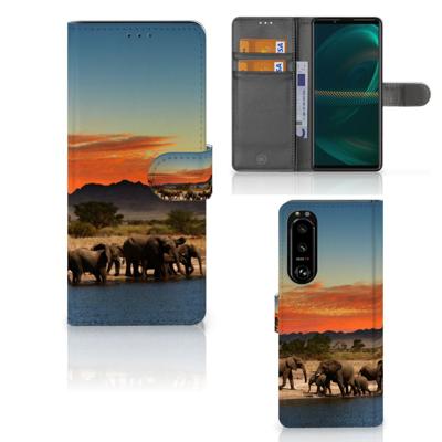 Sony Xperia 5III | Telefoonhoesje | Met pasjeshouder | Olifanten