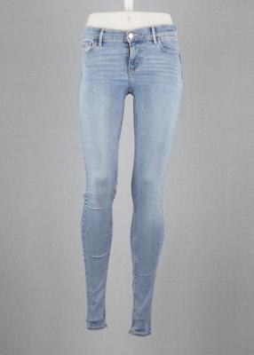 Vintage Skinny Levi&apos;s 710 Light Blue size 23 / 32