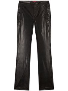 Diesel pantalon en cuir artificiel à logo embossé - Noir