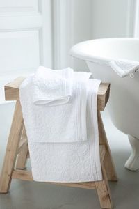 Pip Studio Pip Studio Handdoek Tile de Pip White 55x100