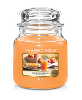 Yankee Candle Geurkaars Medium Farm Fresh Peach - 13 cm / ø 11 cm - thumbnail