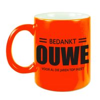 Bedankt ouwe voor de top inzet mok / beker neon oranje 330 ml - Pensioen afscheidscadeau collega - feest mokken - thumbnail