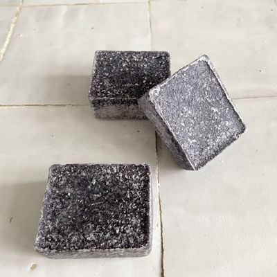 Amberblokje &apos;Midnight&apos; per stuk - 4 cm