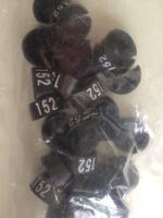 MB zwart/wit 152 voor op kledinghanger