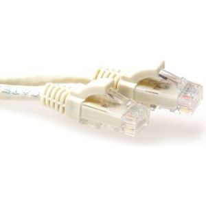 ACT Ivoren 0,25 meter U/UTP CAT6 patchkabel snagless met RJ45 connectoren