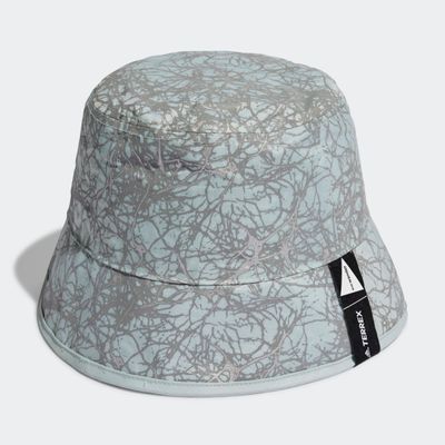 Terrex x and wander WIND.RDY Vissershoedje