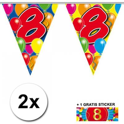 Leeftijd versiering - 2x vlaggenlijnen 8 jaar - met gratis sticker - feestartikelen - verjaardag
