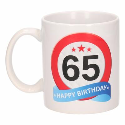 65 jaar Verjaardag koffiemok - cadeau beker - stopbord print - 300 ml - keramiek - wit