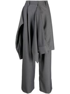 Goen.J pantalon droit à design superposé - Gris