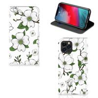 Apple iPhone 11 Pro Smart Cover Dogwood Flowers