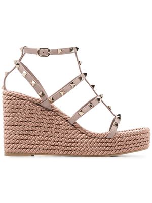 Valentino Garavani espadrilles compensées à ornements Rockstud 95 mm - Rose