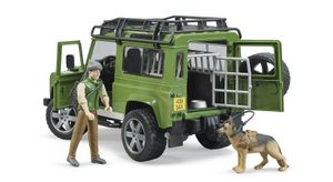 Land Rover Defender Station Wagon met boswachter en hond van Bruder