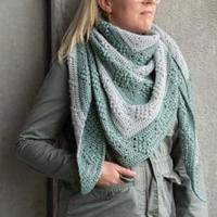 Yarn and Colors Diamond Bobble Shawl Haakpakket