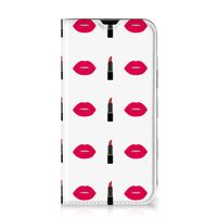 iPhone 13 Hoesje met Magneet Lipstick Kiss