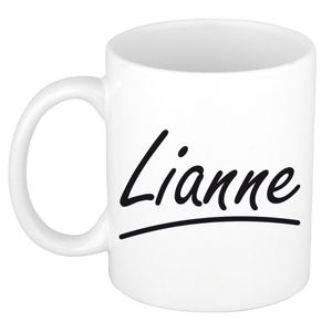 Naam cadeau mok / beker Lianne met sierlijke letters 300 ml