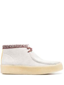 Clarks Originals bottines à motif cachemire - Blanc