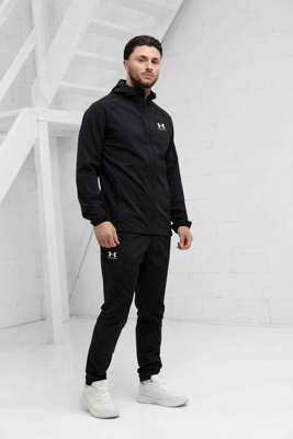 Under Armour Vibe Woven Trainingspak Heren Zwart - Maat XXL - Kleur: Zwart | Soccerfanshop