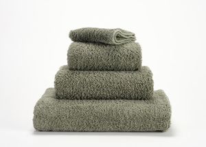 Abyss Abyss & Habidecor Super Pile Handdoek 60x110 277 laurel