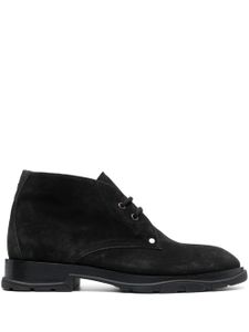 Alexander McQueen bottines en daim à lacets - Noir