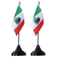 Vlag Mexico tafelvlaggetjes - 2x stuks - 10 x 15 cm vlag - met zwarte standaard
