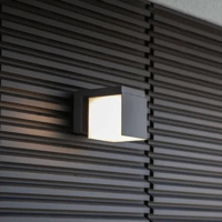 Kubus wandlamp verstelbaar 'Cuba' led lamp modern warm wit 3000k Kubus wandlamp verstelbaar 'Cuba' led lamp modern warm wit 3000k