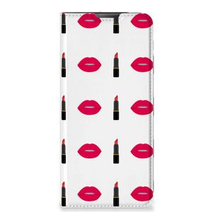 Motorola Moto E20 Hoesje met Magneet Lipstick Kiss