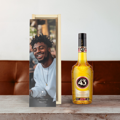 Likeur in bedrukte kist - Licor 43