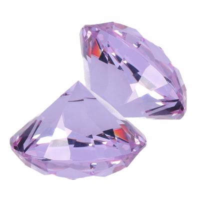 Namaak/nep edelstenen - 2x - diamant - paars - 5 cm - van glas
