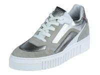 AQA Sneaker